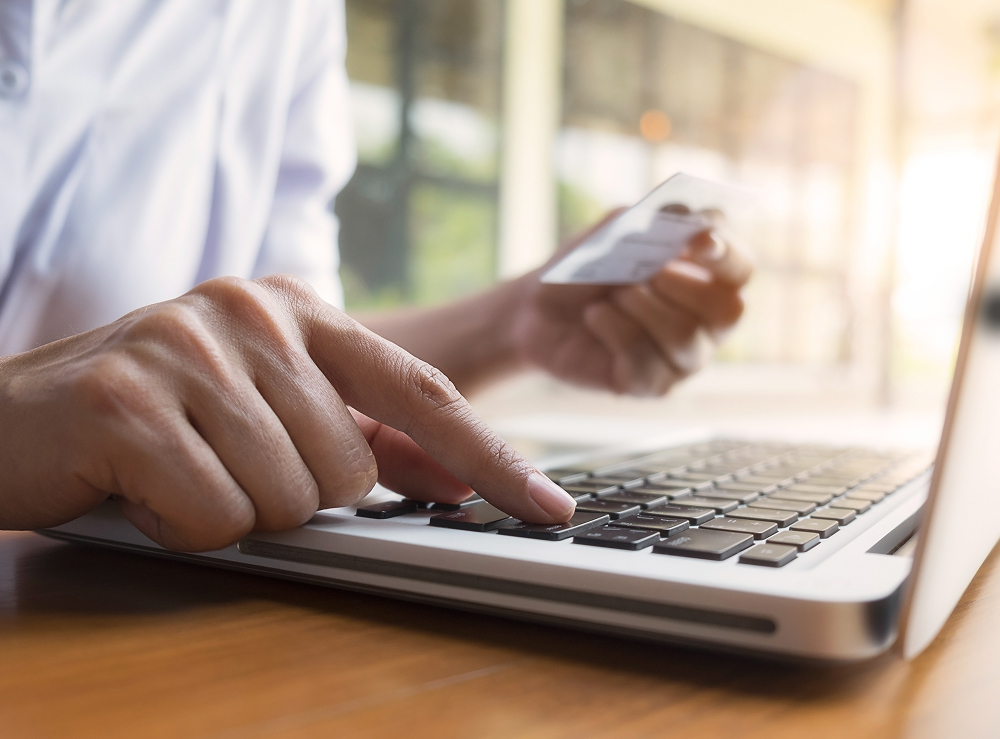 Famoc Depanel | Diseñamos mobiliario que su oficina necesita