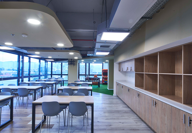 Famoc Depanel | Diseñamos mobiliario que su oficina necesita